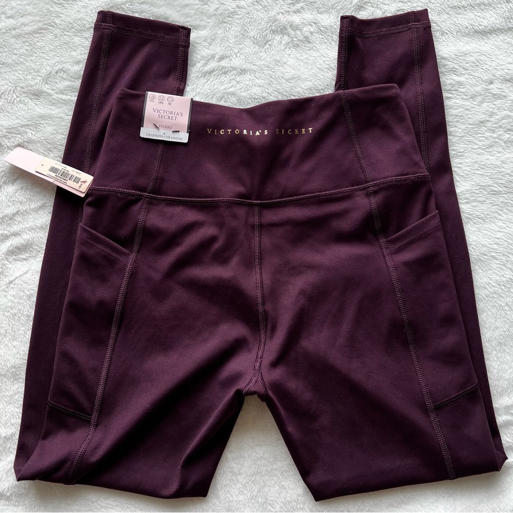 NWT VICTORIA'S SECRET Women's High Rise Studio 7/8 Legging Size 4